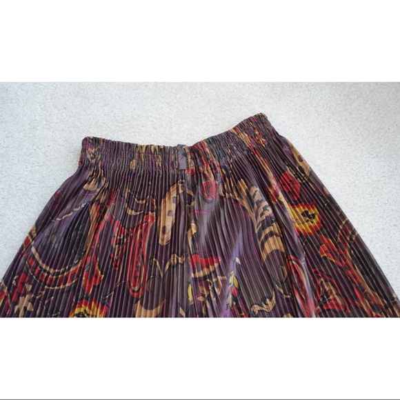 Vintage slinky pants! - Picture 3 of 3